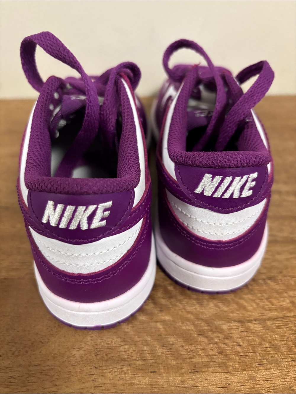 Nike Dink Low Kids Sneakers in Purple and White size 13c New open box - Picture 3 of 5